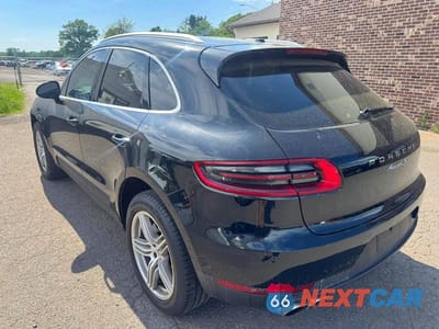 Drugie zdjęcie samochodu z przodu: 2017 PORSCHE MACAN S VIN:WP1AB2A54HLB15410 - miniatura