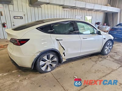 Trzecie zdjęcie samochodu z tyłu: 2021 TESLA MODEL Y VIN:5YJYGDEE6MF246682 - miniatura