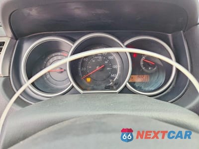 Zdjęcie 9 z 12 samochodu: 2010 NISSAN VERSA 1.8 S VIN:3N1BC1AP2AL353929 - miniatura