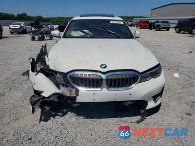 Piąte zdjęcie samochodu w środku: 2022 BMW 330XI VIN:3MW5R7J01N8C40509 - miniatura