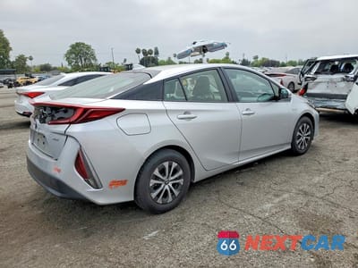 Trzecie zdjęcie samochodu z tyłu: 2020 TOYOTA PRIUS PRIME XLE VIN:JTDKARFP5L3140742 - miniatura