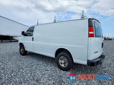 Drugie zdjęcie samochodu z przodu: 2022 CHEVROLET EXPRESS G2500 VIN:1GCWGAFPXN1194120 - miniatura