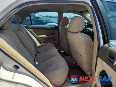 Zdjęcie 10 z 12 samochodu: 2003 HONDA ACCORD LX VIN:1HGCM56373A087038 - miniatura