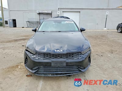 Piąte zdjęcie samochodu w środku: 2023 KIA K5 LXS VIN:5XXG14J27PG170951 - miniatura