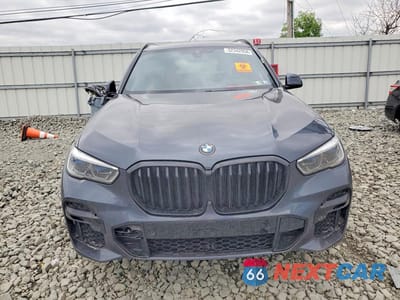 Piąte zdjęcie samochodu w środku: 2022 BMW X5 M50I VIN:5UXJU4C05N9J68584 - miniatura