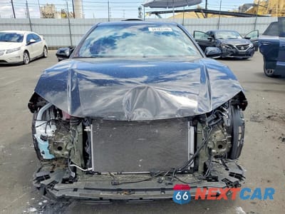 Piąte zdjęcie samochodu w środku: 2025 TOYOTA CAMRY SE VIN:4T1DAACK7SU181736 - miniatura