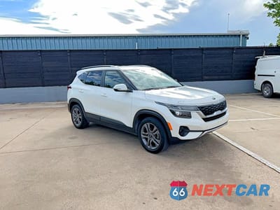 2021 KIA SELTOS S KNDEU2AA8M7105850 - główne zdjęcie licytacji z USA - miniatura