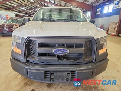 Piąte zdjęcie samochodu w środku: 2016 FORD F150 VIN:1FTMF1C89GKF37990 - miniatura