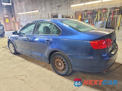 Drugie zdjęcie samochodu z przodu: 2011 VOLKSWAGEN JETTA SE VIN:3VWDZ7AJXBM345038 - miniatura