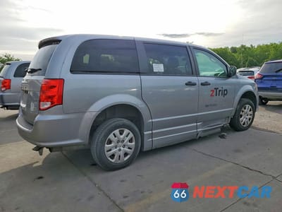 Trzecie zdjęcie samochodu z tyłu: 2019 DODGE GRAND CARAVAN SE VIN:2C7WDGBG6KR792037 - miniatura