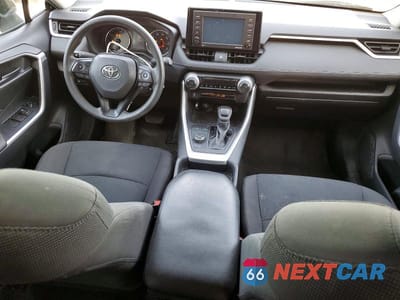 Zdjęcie 8 z 14 samochodu: 2021 TOYOTA RAV4 LE VIN:4T3L6RFVXMU010927 - miniatura