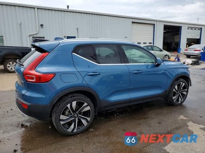 Trzecie zdjęcie samochodu z tyłu: 2024 VOLVO XC40 PLUS VIN:YV4L12UE2R2214501 - miniatura