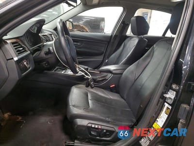 Zdjęcie 7 z 12 samochodu: 2013 BMW 328 XI VIN:WBA3B3C51DJ976205 - miniatura