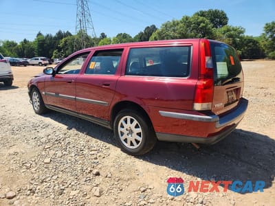 Drugie zdjęcie samochodu z przodu: 2003 VOLVO V70 VIN:YV1SW61T632310305 - miniatura
