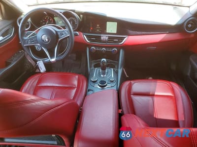 Zdjęcie 8 z 12 samochodu: 2017 ALFA ROMEO GIULIA Q4 VIN:ZARFAEDN0H7534571 - miniatura
