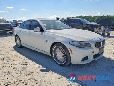 Czwarte zdjęcie samochodu z boku: 2013 BMW 528 I VIN:WBAXG5C50DDY37955 - miniatura