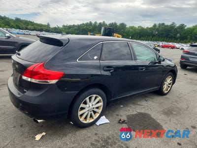 Trzecie zdjęcie samochodu z tyłu: 2010 TOYOTA VENZA AWD 4CYL VIN:4T3BA3BB5AU018965 - miniatura