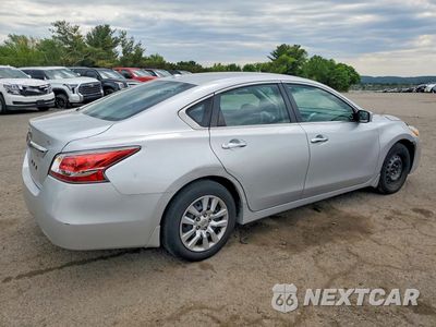 Trzecie zdjęcie samochodu z tyłu: 2015 NISSAN ALTIMA 2.5 S VIN:1N4AL3AP7FC127303 - miniatura