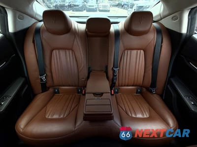Zdjęcie 10 z 15 samochodu: 2015 MASERATI GHIBLI VIN:ZAM57XSA9F1134858 - miniatura