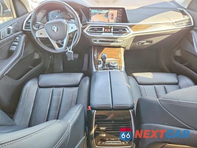 Zdjęcie 8 z 13 samochodu: 2021 BMW X7 XDRIVE40I VIN:5UXCW2C06M9H63436 - miniatura