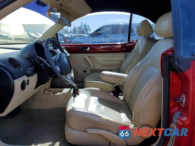 Zdjęcie 7 z 12 samochodu: 2007 VOLKSWAGEN NEW BEETLE CONVERTIBLE OPTION PACKAGE 1 VIN:3VWRF31Y57M402726 - miniatura