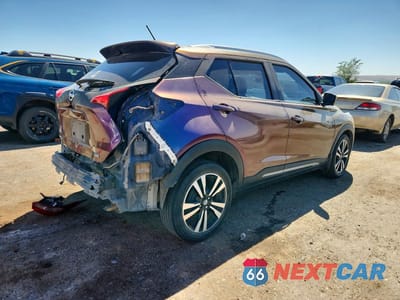 Trzecie zdjęcie samochodu z tyłu: 2020 NISSAN KICKS SR VIN:3N1CP5DVXLL539411 - miniatura