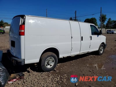 Trzecie zdjęcie samochodu z tyłu: 2014 CHEVROLET EXPRESS G3500 VIN:1GCZGUBAXE1131728 - miniatura