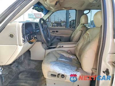 Zdjęcie 7 z 14 samochodu: 2000 GMC YUKON VIN:1GKEK13T0YJ211639 - miniatura