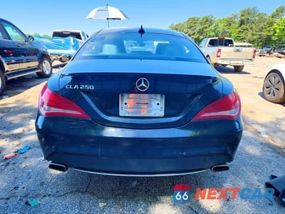 Zdjęcie 6 z 13 samochodu: 2015 MERCEDES-BENZ CLA 250 VIN:WDDSJ4EB3FN169616 - miniatura