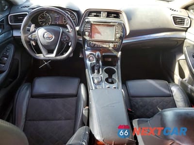 Zdjęcie 8 z 12 samochodu: 2017 NISSAN MAXIMA 3.5 SR VIN:1N4AA6AP1HC363617 - miniatura