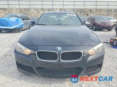 Piąte zdjęcie samochodu w środku: 2013 BMW 328 XI VIN:WBA3B3C56DF533115 - miniatura