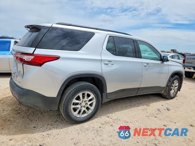 Trzecie zdjęcie samochodu z tyłu: 2019 CHEVROLET TRAVERSE LT VIN:1GNERGKW6KJ203789 - miniatura