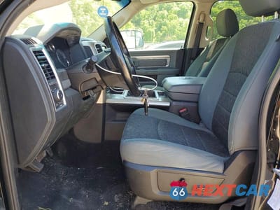 Zdjęcie 7 z 12 samochodu: 2015 RAM 1500 SLT VIN:1C6RR7TT5FS585691 - miniatura