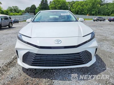 Piąte zdjęcie samochodu w środku: 2025 TOYOTA CAMRY LE VIN:4T1DAACK1SU145623 - miniatura