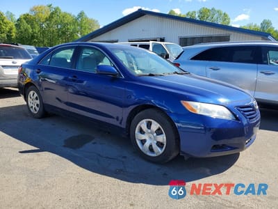 Czwarte zdjęcie samochodu z boku: 2007 TOYOTA CAMRY LE VIN:4T1BE46K47U100269 - miniatura