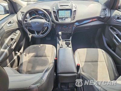 Zdjęcie 8 z 13 samochodu: 2017 FORD ESCAPE TITANIUM VIN:1FMCU9JD9HUB55279 - miniatura