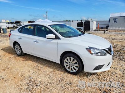 Czwarte zdjęcie samochodu z boku: 2019 NISSAN SENTRA S VIN:3N1AB7AP2KY308172 - miniatura