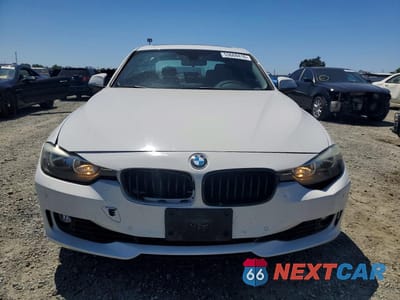 Piąte zdjęcie samochodu w środku: 2015 BMW 328 I VIN:WBA3A5G55FNS91046 - miniatura
