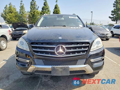 Piąte zdjęcie samochodu w środku: 2015 MERCEDES-BENZ ML 350 VIN:4JGDA5JBXFA612524 - miniatura