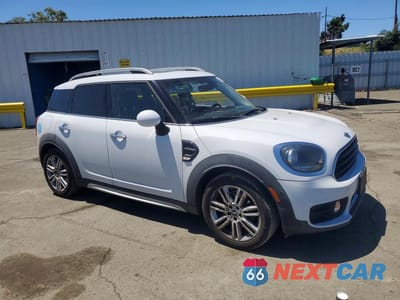Czwarte zdjęcie samochodu z boku: 2018 MINI COOPER COUNTRYMAN VIN:WMZYS7C3XJ3E08505 - miniatura