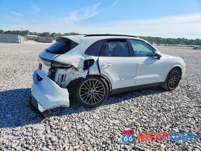 Trzecie zdjęcie samochodu z tyłu: 2023 PORSCHE CAYENNE BASE VIN:WP1AA2AY2PDA02089 - miniatura