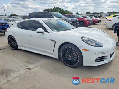 Czwarte zdjęcie samochodu z boku: 2014 PORSCHE PANAMERA S VIN:WP0AB2A76EL055953 - miniatura