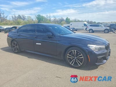 Czwarte zdjęcie samochodu z boku: 2019 BMW 740 XI VIN:WBA7E4C51KGV70286 - miniatura