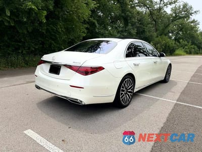 Czwarte zdjęcie samochodu z boku: 2021 MERCEDES-BENZ S 580 4MATIC VIN:W1K6G7GB6MA045696 - miniatura