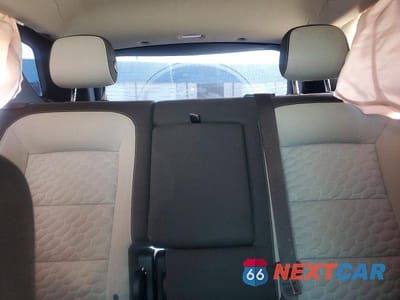 Zdjęcie 10 z 13 samochodu: 2018 CHEVROLET EQUINOX LS VIN:2GNAXREV3J6186397 - miniatura