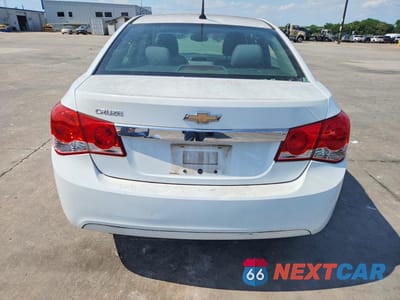 Zdjęcie 6 z 13 samochodu: 2011 CHEVROLET CRUZE LS VIN:1G1PC5SH8B7101537 - miniatura