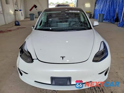 Piąte zdjęcie samochodu w środku: 2023 TESLA MODEL 3 VIN:5YJ3E1EA7PF494357 - miniatura