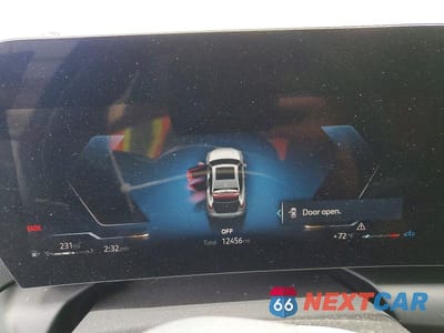 Zdjęcie 9 z 13 samochodu: 2025 BMW 228XI VIN:WBA23GG03S7S20481 - miniatura