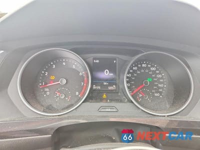 Zdjęcie 9 z 12 samochodu: 2020 VOLKSWAGEN TIGUAN SE, 4MOTION SEL VIN:3VV2B7AX7LM068581 - miniatura