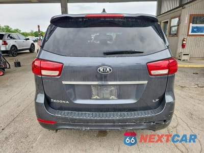 Zdjęcie 6 z 13 samochodu: 2017 KIA SEDONA LX VIN:KNDMB5C19H6234367 - miniatura